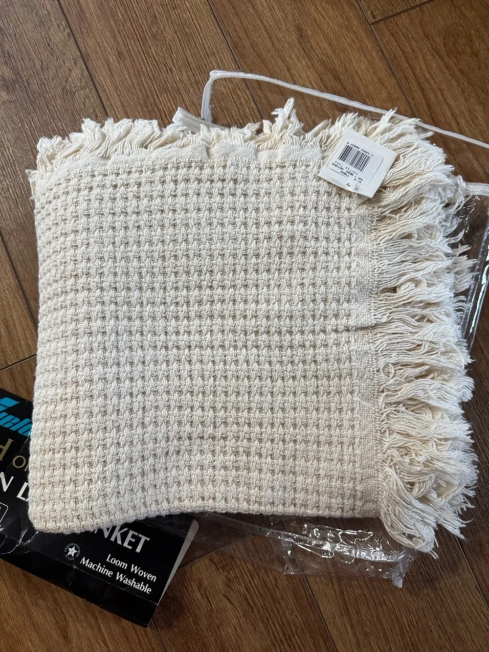 Fieldcrest touch of class, Loom Woven, lap blanket- self fringe-100% Cotton USA